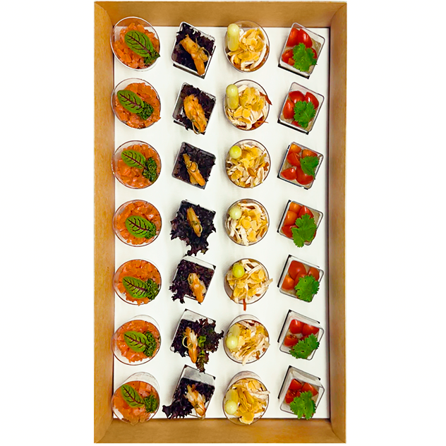 Большое ассорти тарталеток с лососем и креветками